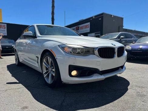 Used 2016 BMW 328i Gran Turismo xDrive AWD/4WD image 3