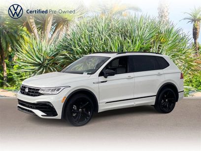 Certified 2023 Volkswagen Tiguan SE R-Line