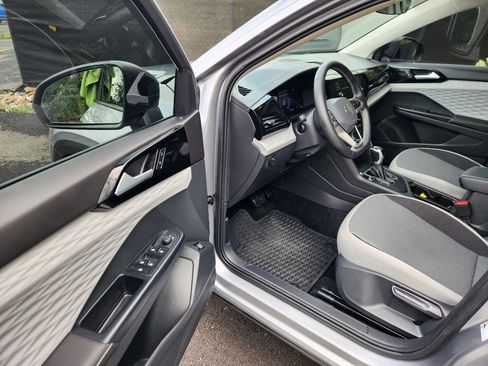 Certified 2024 Volkswagen Taos S image 23