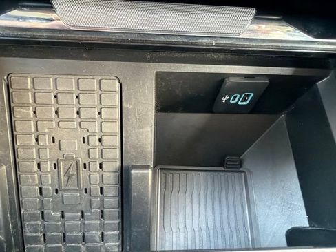 Certified 2025 Ford F350 Lariat w/ Lariat Ultimate Package AWD/4WD image 16