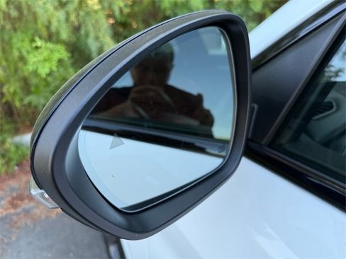 Used 2022 Alfa Romeo Stelvio Veloce image 33