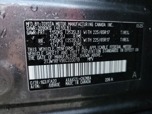 Used 2025 Toyota RAV4 XLE FWD image 25