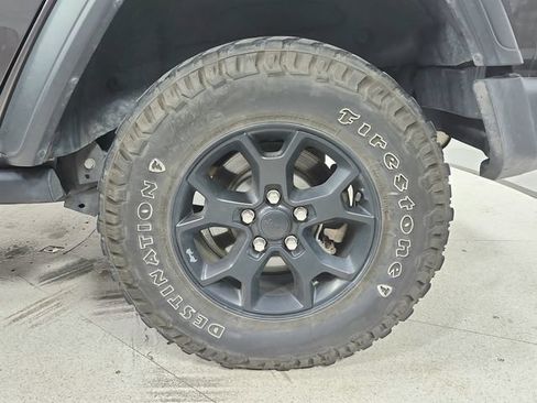 Used 2022 Jeep Wrangler Unlimited Sport AWD/4WD image 13