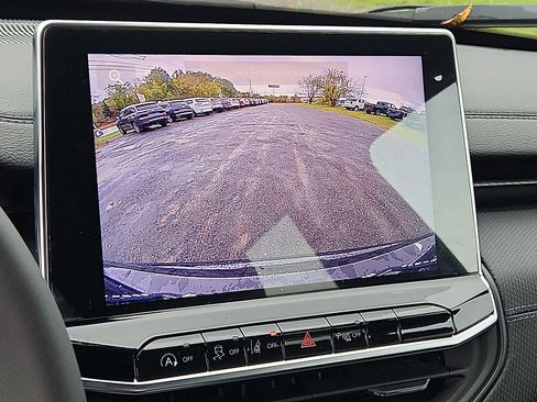 New 2026 Jeep Compass Limited image 13