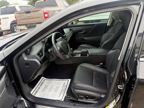 Used 2022 Lexus ES 350 w/ Premium Package FWD image 7