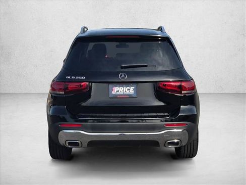 Used 2020 Mercedes-Benz GLB 250 image 8