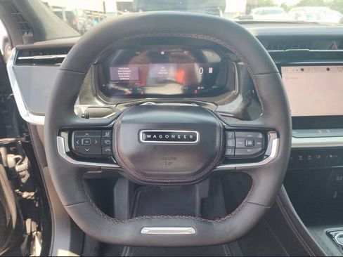 Used 2024 Jeep Wagoneer Launch Edition AWD/4WD image 3