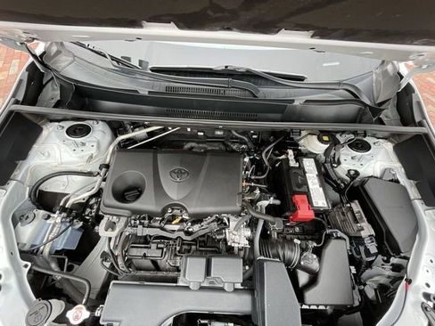 Used 2022 Toyota RAV4 LE FWD image 21