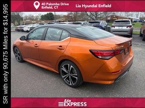 Used 2022 Nissan Sentra SR w/ Electronics Package FWD image 5