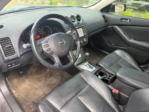 Used 2010 Nissan Altima 2.5 SL w/ Technology Pkg FWD image 19