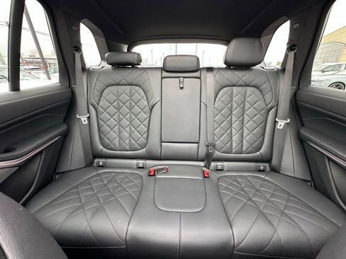 Certified 2025 BMW X5 xDrive50e w/ Climate Comfort Package image 31