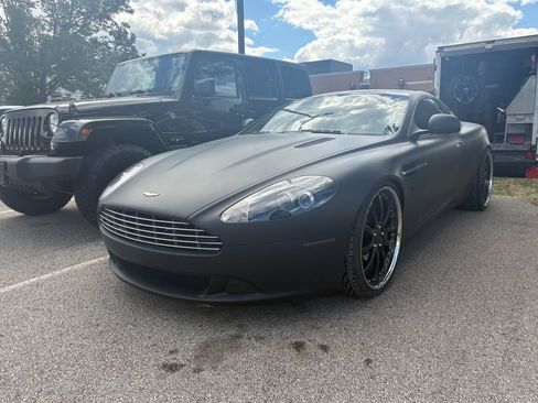 Used 2012 Aston Martin DB9 Coupe image 1