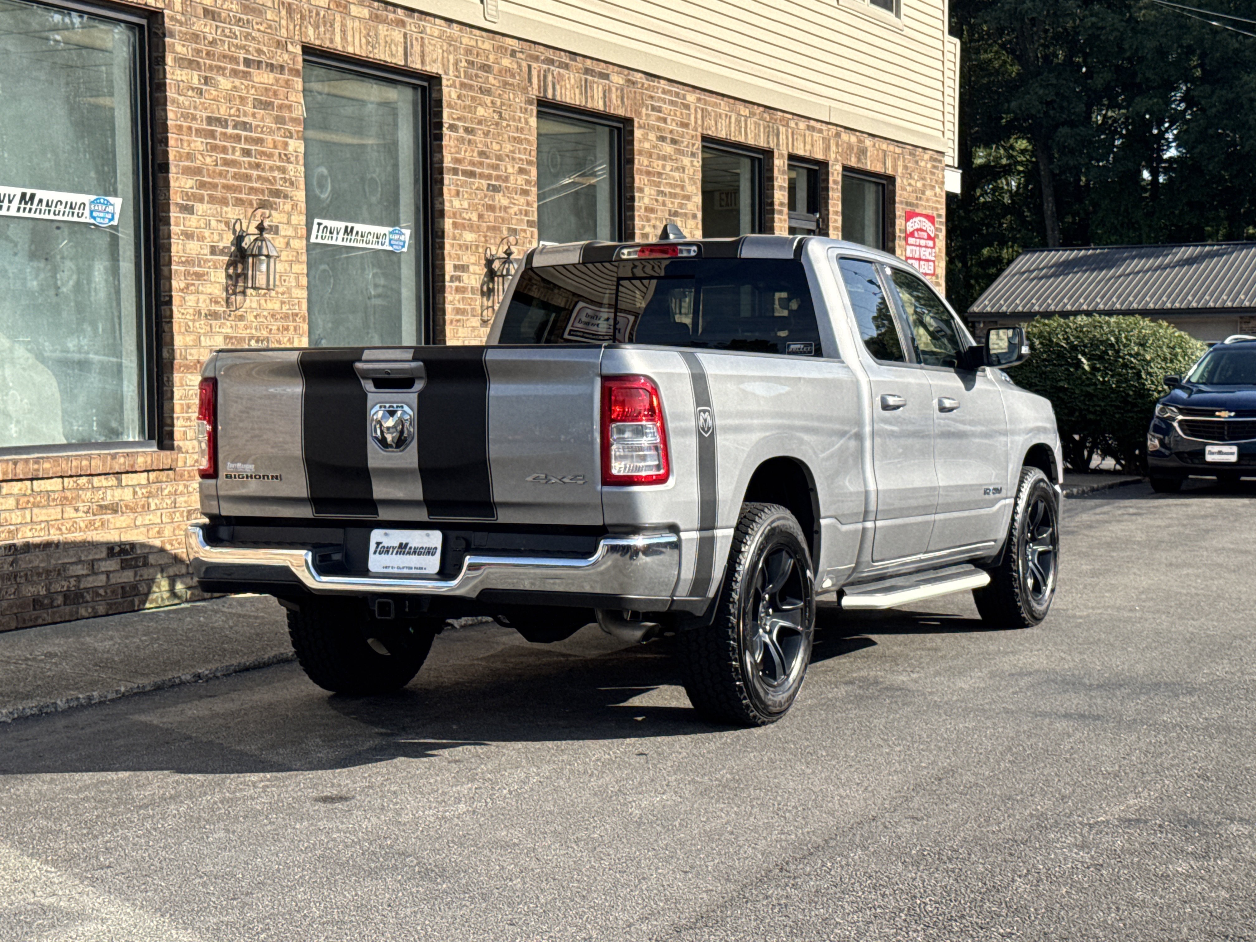 Used 2022 RAM 1500 Big Horn AWD/4WD image 5