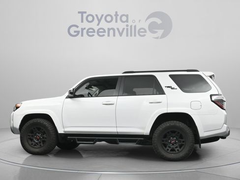Certified 2024 Toyota 4Runner TRD Off-Road Premium w/ Moonroof Package AWD/4WD image 6