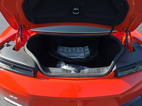 Used 2018 Chevrolet Camaro LT w/ Hot Wheels Edition RWD image 13