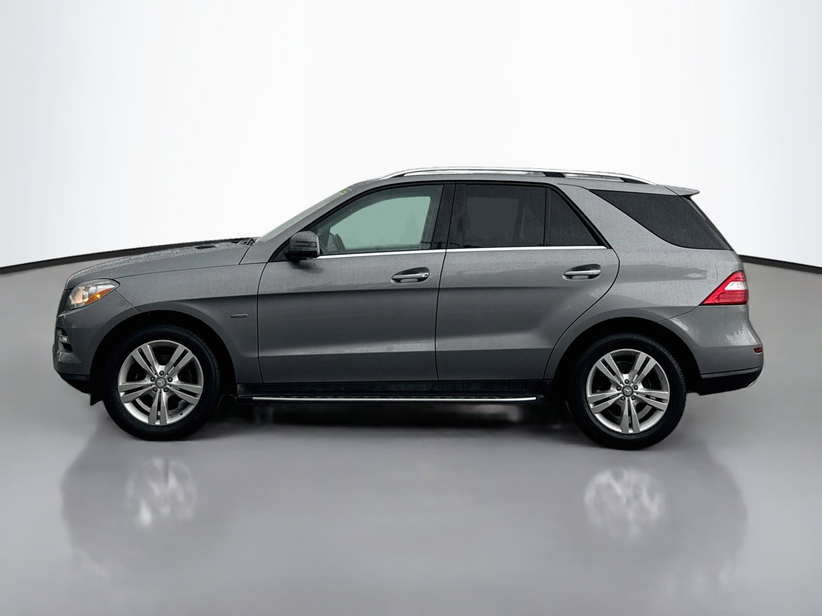 Used 2012 Mercedes-Benz ML 350 4MATIC image 4