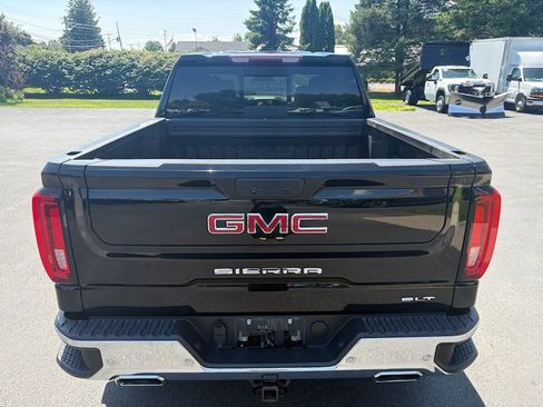 Used 2019 GMC Sierra 1500 SLT w/ SLT Premium Plus Package AWD/4WD image 4