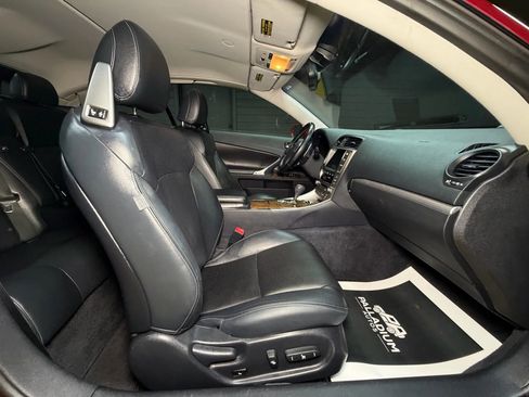Used 2011 Lexus IS 250C image 46