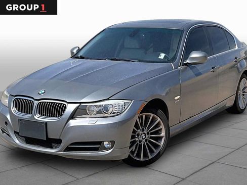 Used 2011 BMW 335i xDrive Sedan AWD/4WD image 1