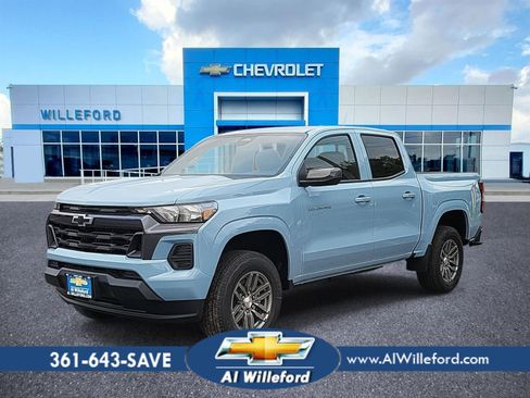 New 2025 Chevrolet Colorado LT w/ LPO, Tailgate Decal Package image 1