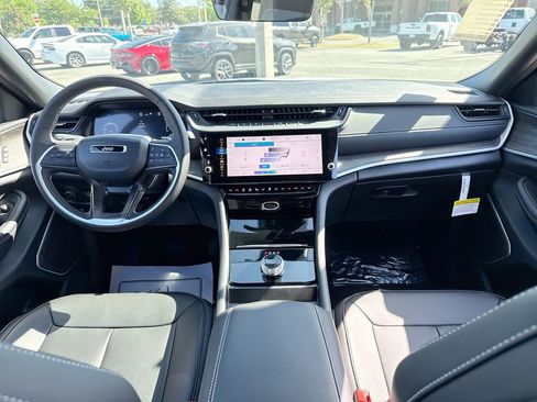 New 2026 Jeep Grand Cherokee L Limited w/ Limited Altitude Package image 22