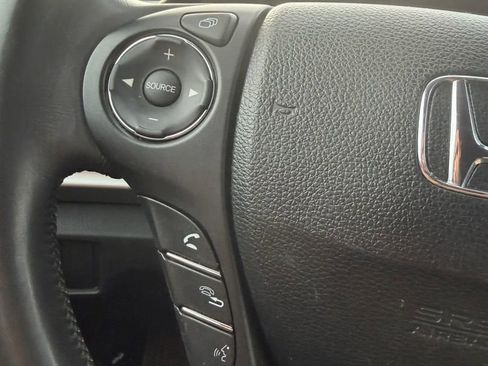 Used 2014 Honda Crosstour EX-L image 22