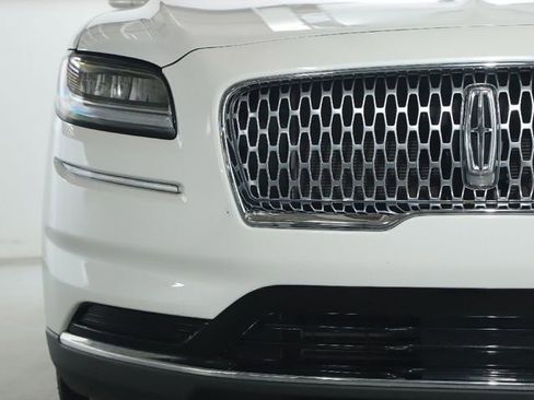 Used 2023 Lincoln Nautilus Reserve AWD/4WD image 8