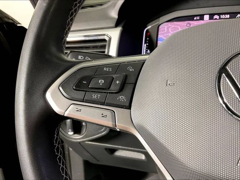 Used 2021 Volkswagen Atlas Cross Sport SEL Premium AWD/4WD image 24