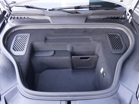 Certified 2026 Porsche Macan 4 Electric AWD/4WD image 35