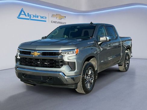 Used 2024 Chevrolet Silverado 1500 LT image 1