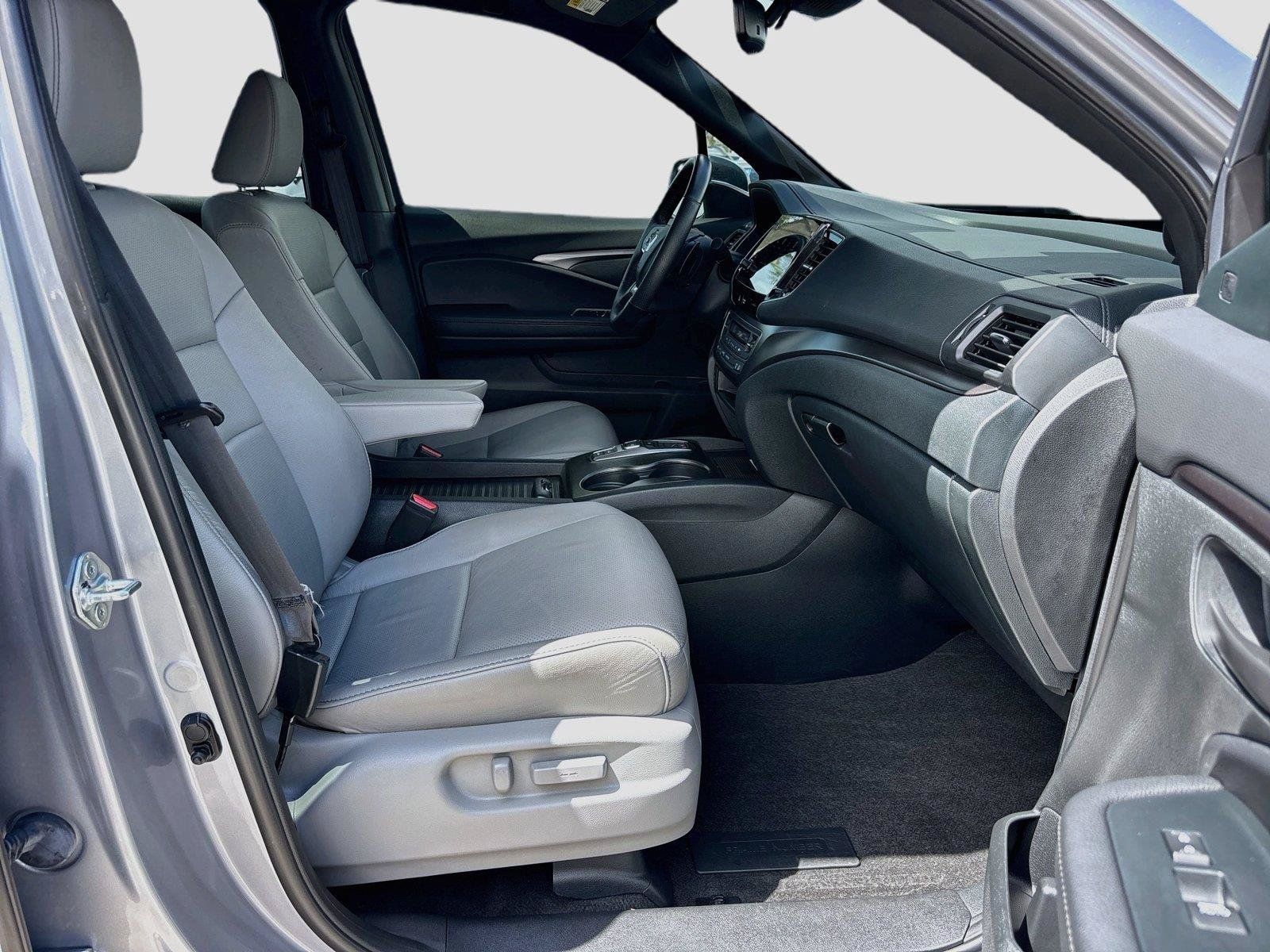 Certified 2023 Honda Passport EX-L image 33