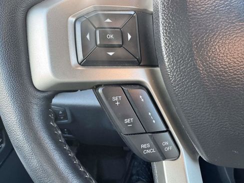 Used 2022 Ford F250 Lariat w/ Tremor Off-Road Package image 33