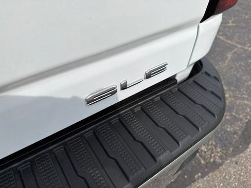 Used 2025 GMC Sierra 3500 SLE w/ SLE Value Package AWD/4WD image 7