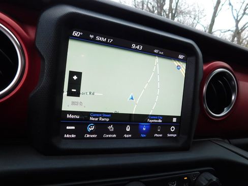 Used 2022 Jeep Wrangler Unlimited Rubicon w/ Cold Weather Group image 9