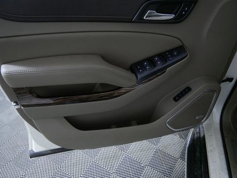 Used 2015 GMC Yukon XL SLT w/ Open Road Package image 12