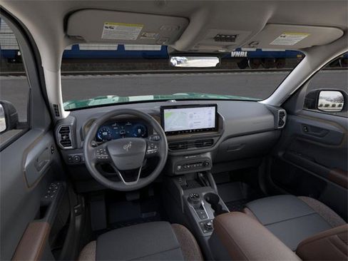 New 2025 Ford Bronco Sport Outer Banks w/ Sasquatch Outer Banks Package image 9