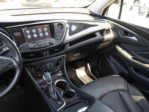 Used 2019 Buick Envision Essence FWD image 18