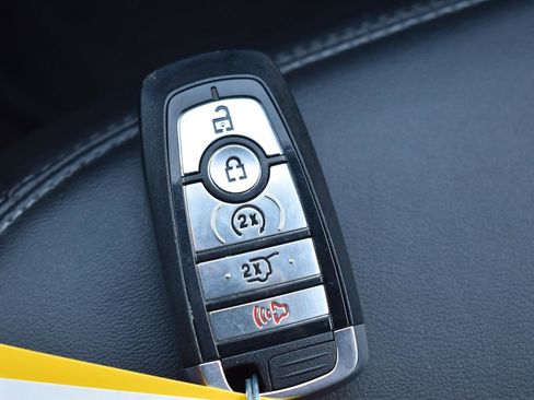 Used 2024 Ford Explorer XLT w/ Equipment Group 202A image 33