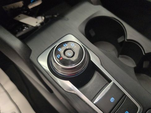 Certified 2022 Ford Escape S image 28