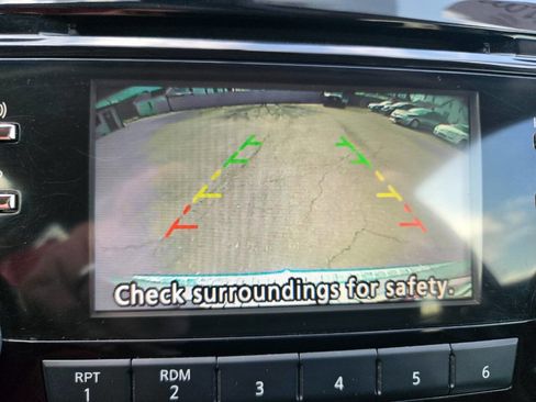 Used 2015 Nissan Rogue S AWD/4WD image 21