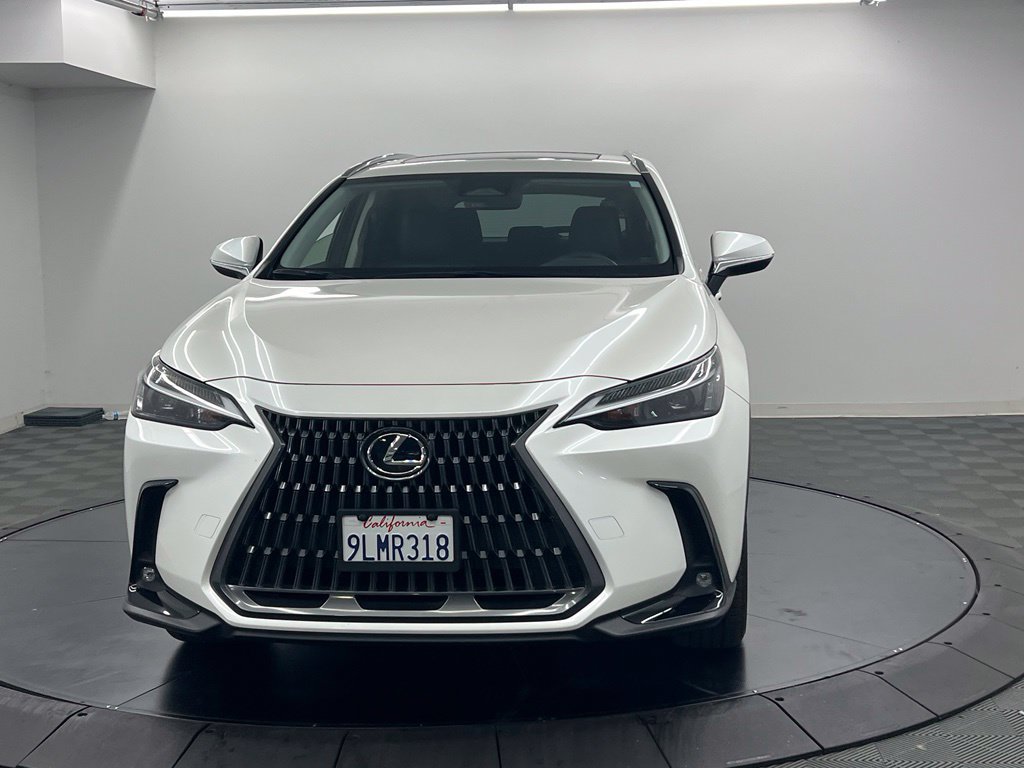 Used 2024 Lexus NX 250 FWD image 3