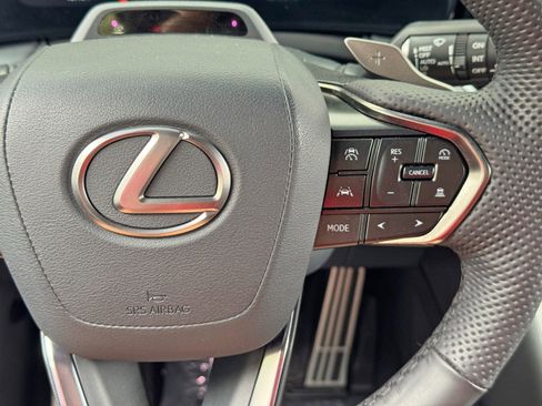 Used 2025 Lexus TX 500h AWD w/ Technology Package image 22
