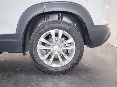 Used 2023 Chevrolet TrailBlazer LS image 8