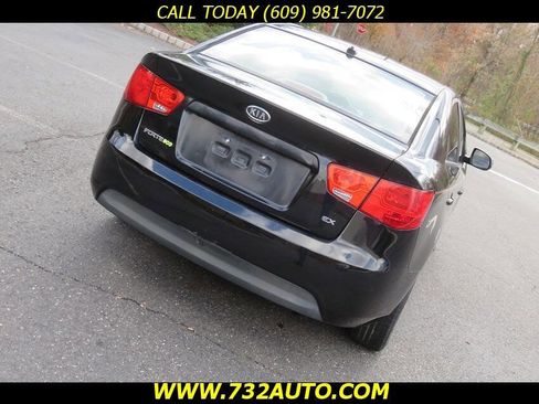 Used 2011 Kia Forte EX w/ Fuel Economy Pkg image 20