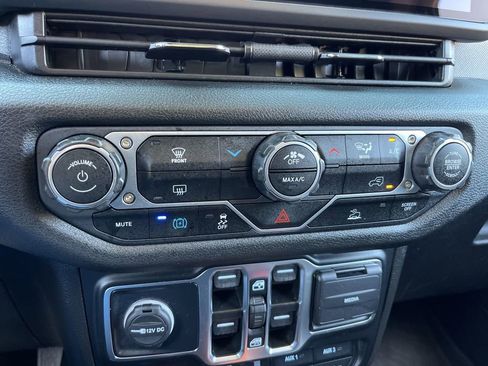 Certified 2025 Jeep Wrangler Unlimited Sport S 4xe AWD/4WD image 12