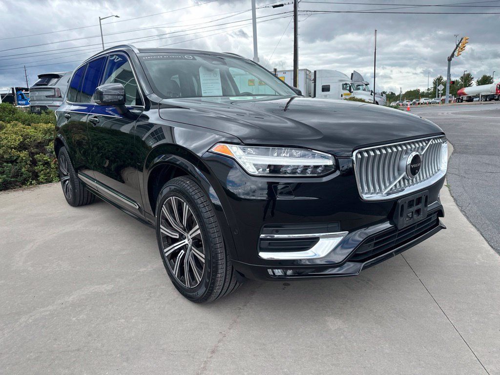 Certified 2023 Volvo XC90 B6 Plus w/ Protection Package Premier AWD/4WD image 3