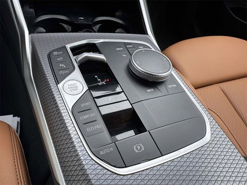 Certified 2025 BMW 430i xDrive Coupe w/ Convenience Package image 18