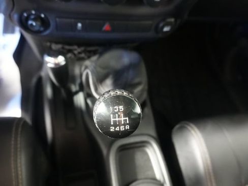 Used 2012 Jeep Wrangler Sport AWD/4WD image 15