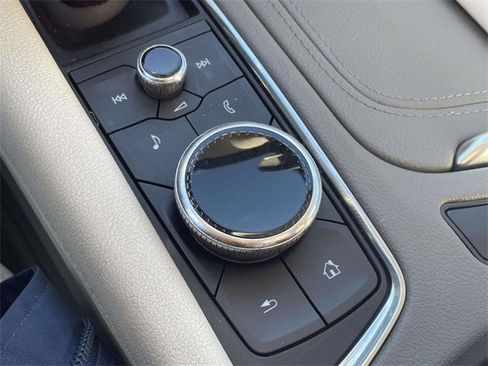 Used 2021 Cadillac XT5 Premium Luxury image 30