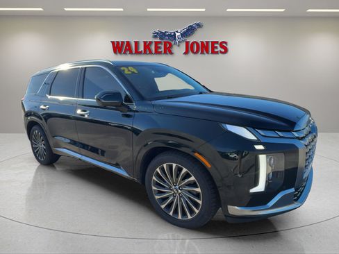 Used 2024 Hyundai Palisade Calligraphy image 6